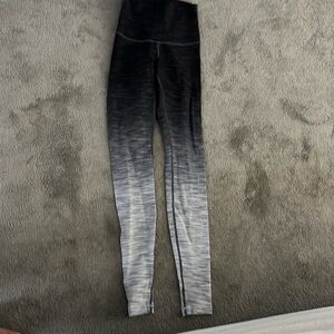 Lululemon gray and white leggings